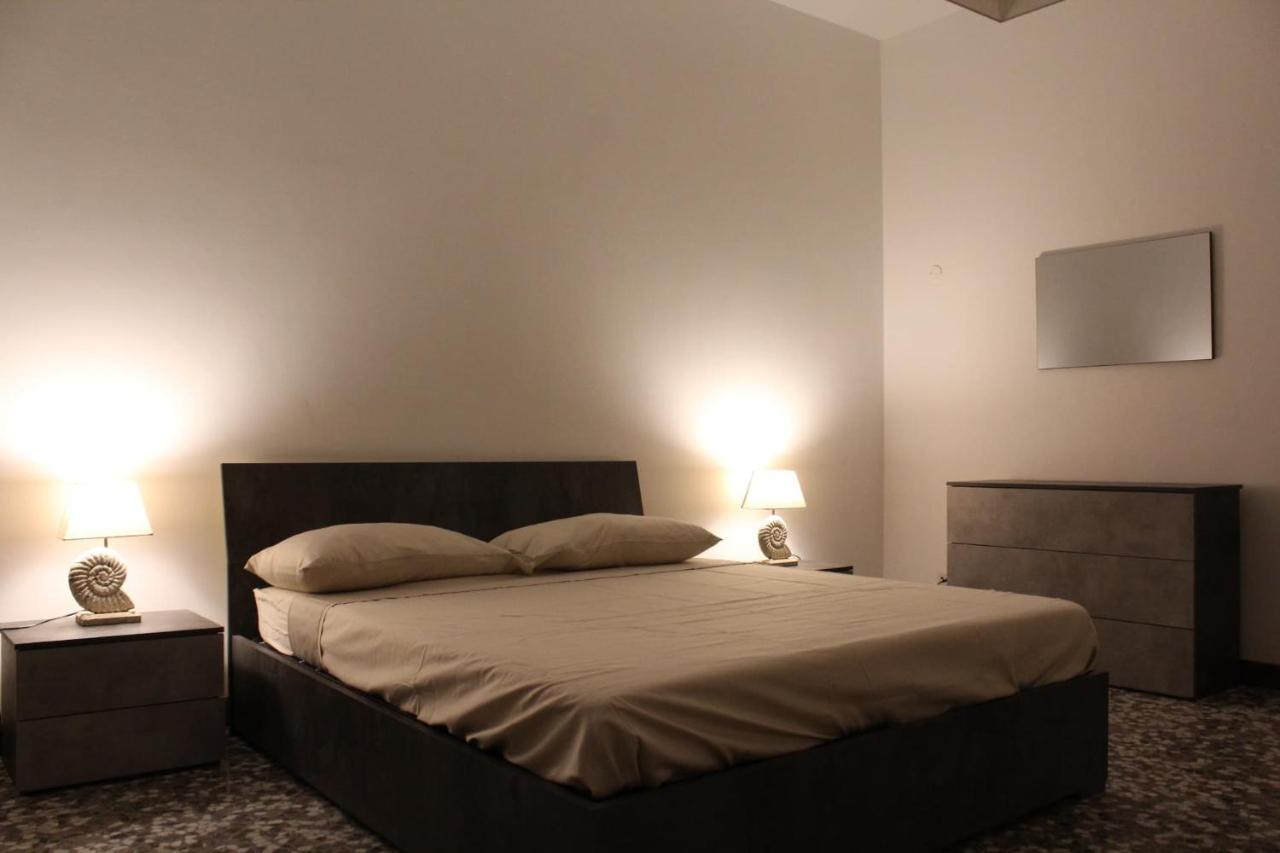 Apartment Little باري المظهر الخارجي الصورة
